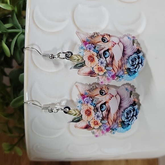 🔥LAST PAIR🔥 BOHEMIAN KITTY DROP EARRINGS - Picture 1 of 7